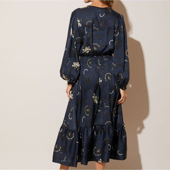 Tucker Juliette Dress in Silk Stretch Charmeuse Legacy Lace - Picture 3 of 4